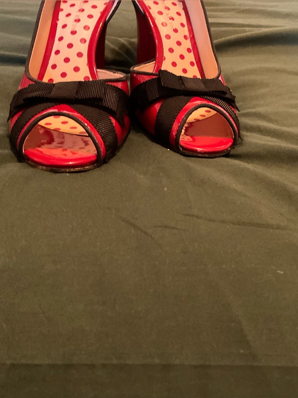 Anne Klein Red Patent Peep-Toe Bow Pumps Heels Size 7M - Picture 6 of 6